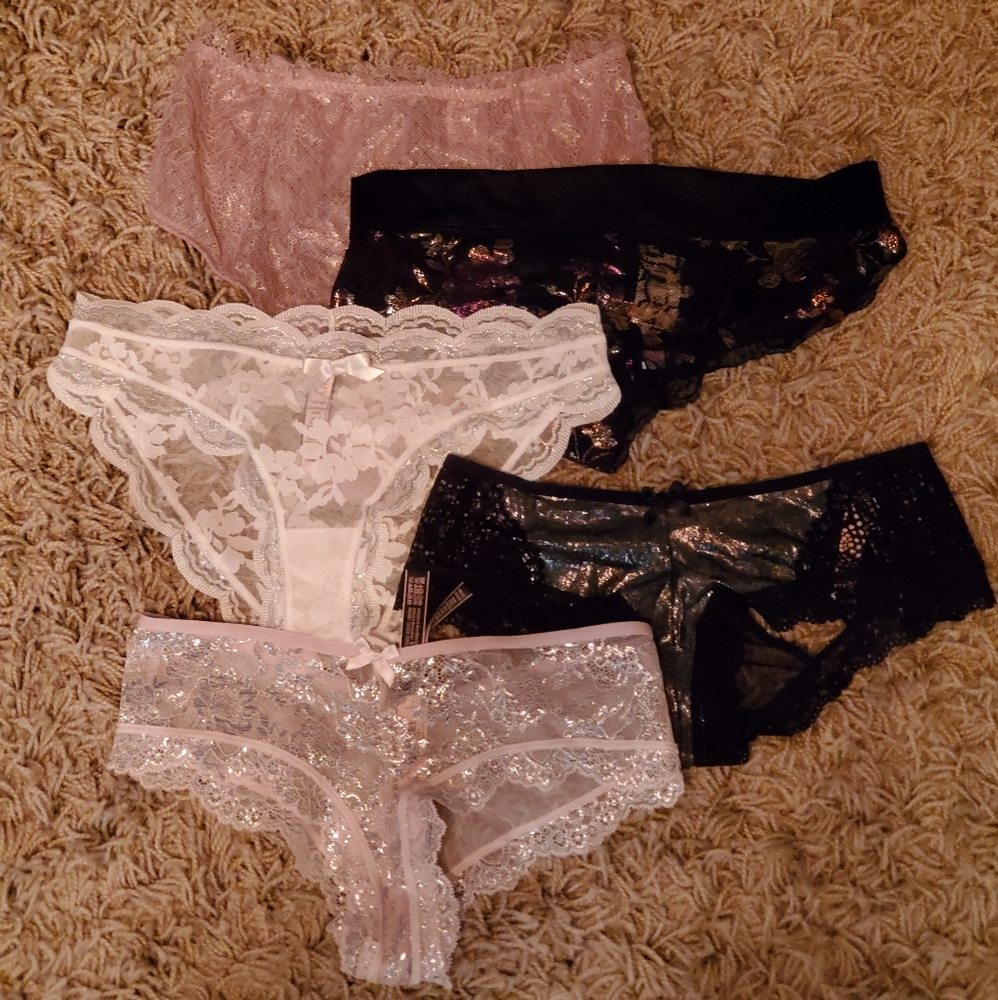 Victoria secret bundle size small
